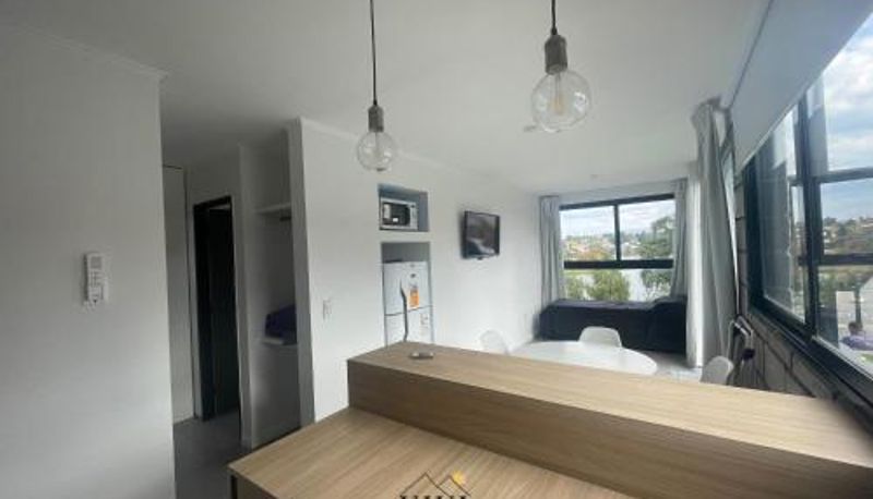Habitación estándar - vista panorámica  minipileta climatizada  Piso 4 frente al lago Centro Villa Carlos Paz Vivisierras