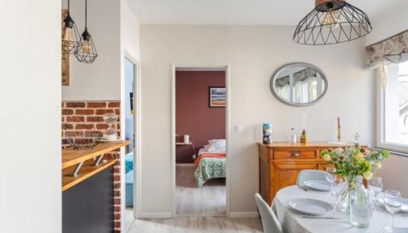 Info - beau logement avec 2 chambres avec parking Les Abîmes
