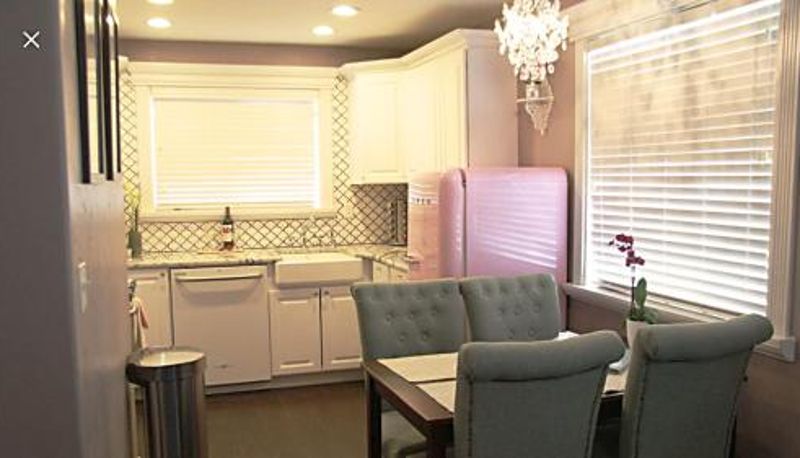 Info - The Pink Fridge