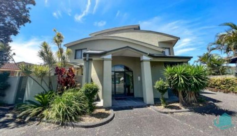 Daire - Beachside Beauty - Short walk to Caves Beach