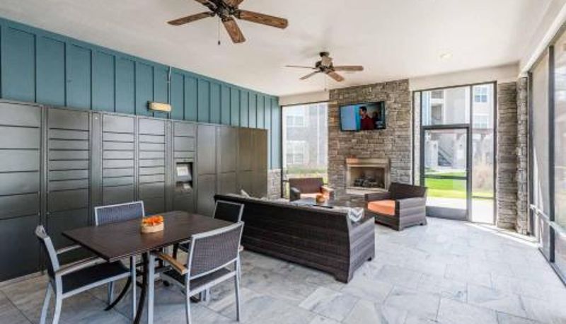 Info - Spacious Furnished Resort Style Apartments