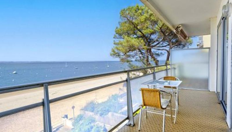 Informação - Arcachon Pereire - T2 Front de Mer avec Balcon et Parking