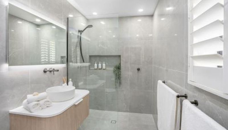 Standardzimmer - 1-46 Manooka Drive - Rainbow Beach Aircon. Wifi. Pool. View