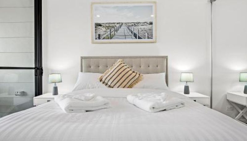 Apartment - Rockpool 2 Sawtell Beach - Just steps to Restaurants and 2 min Stroll to Beach!