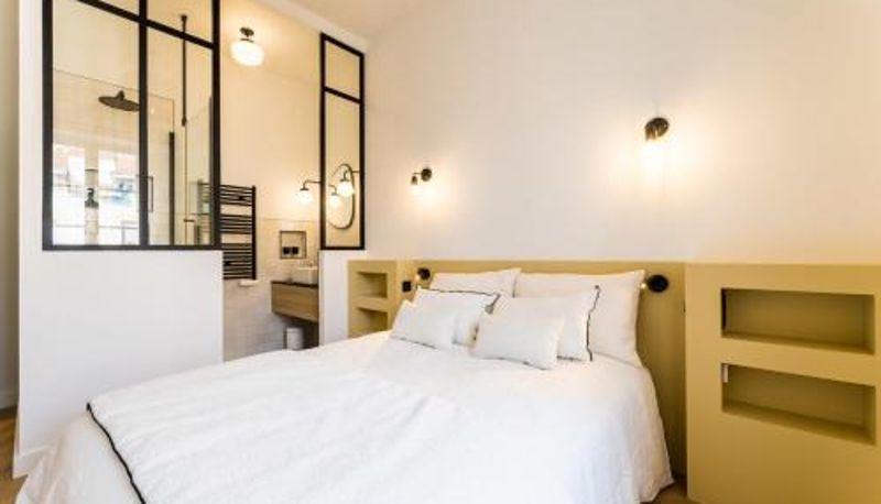 Standardzimmer - BLOOM Keyweek Apartment City Center