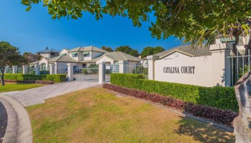 Info - Catalina Court 7 - Just a short walk to Pippi Beach