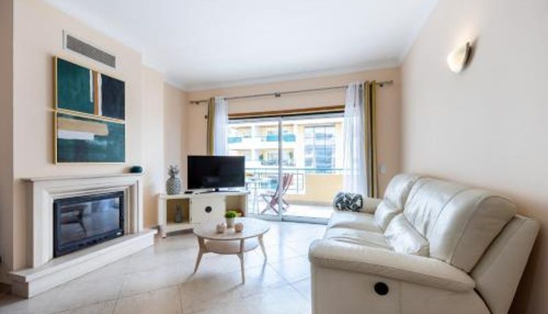 Apartment - Uptown Lovers Apartment by Seewest