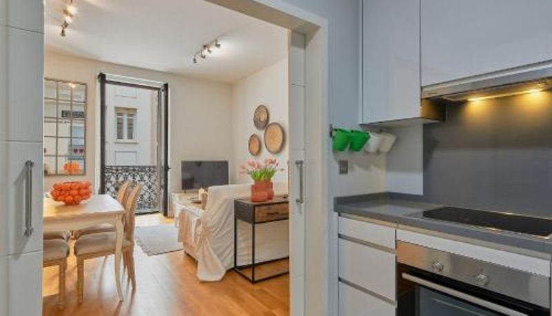 Daire - Sebastian Souviron Suites in Malaga by Solaga Holiday Homes