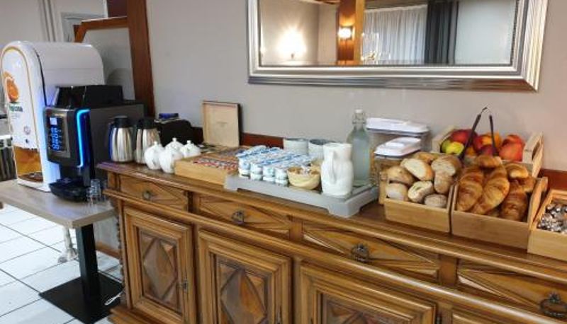 Sala śniadaniowa w restauracji - Hôtel Malpel