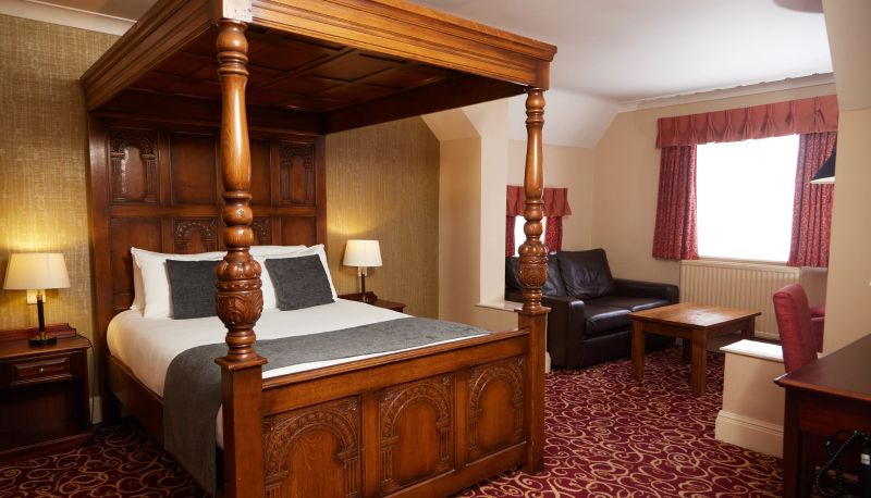 Camera - The Fieldhead Hotel