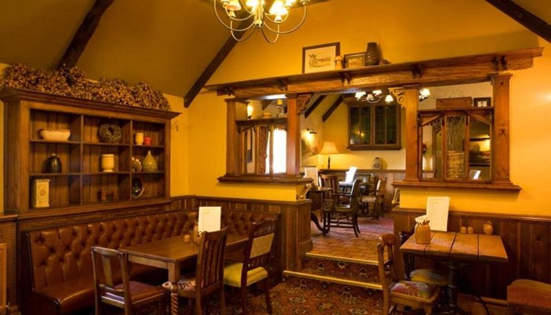 Bar - The Fieldhead Hotel