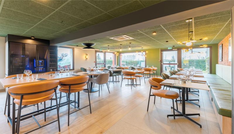Restaurant - Campanile NATURE - Lyon Est Bron Eurexpo
