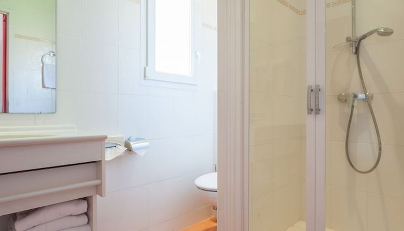 Cuarto de baño - Hôtel Le Provençal