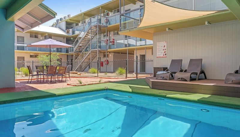 プール - Mantra Alice Springs