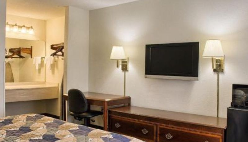 Habitación - Rodeway Inn Richmond West End