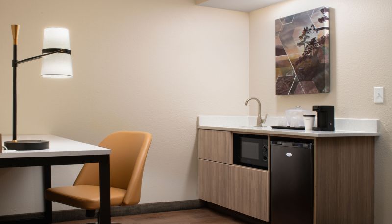 Bar - SpringHill Suites by Marriott Little Rock West