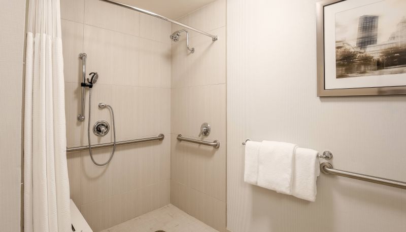 Camera - Courtyard by Marriott Pittsburgh Downtown