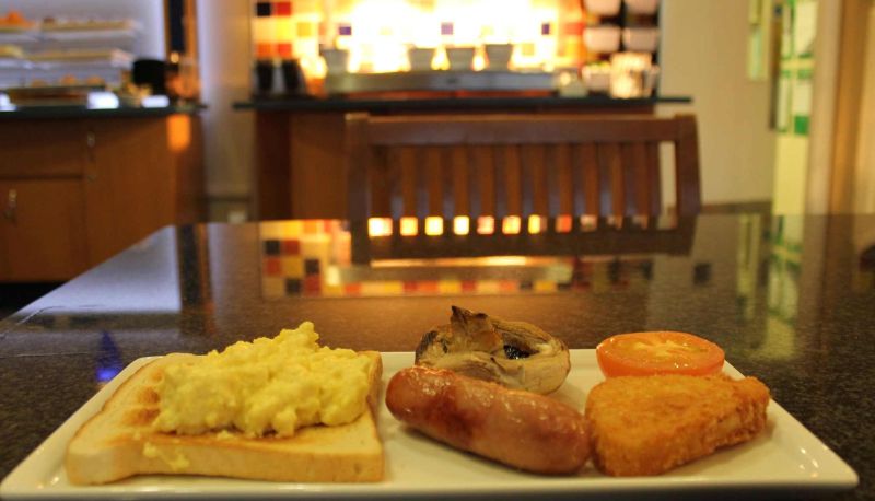 Restaurant - ibis Cardiff Gate - International Business Park
