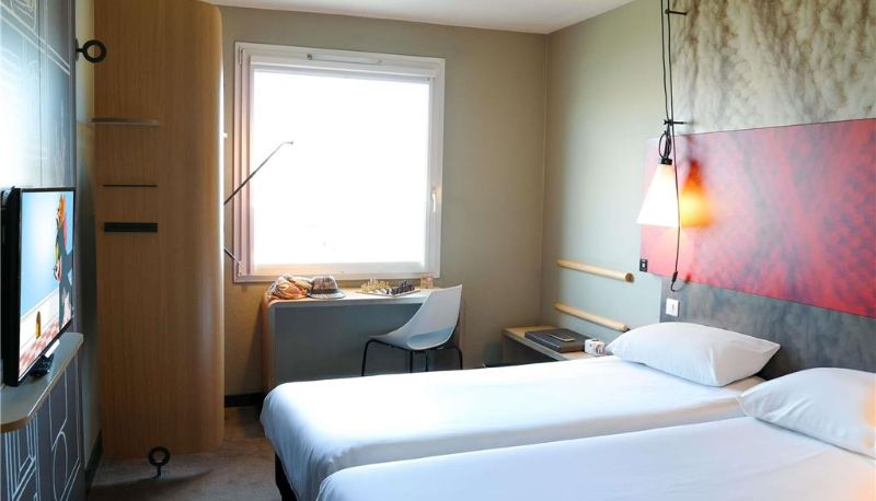 Kamer - ibis Caen Porte de Bretagne