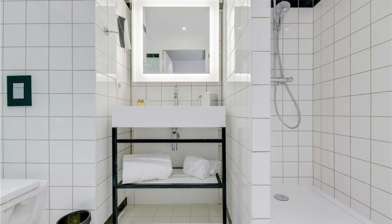 Camera - Mercure Paris Orly Airport