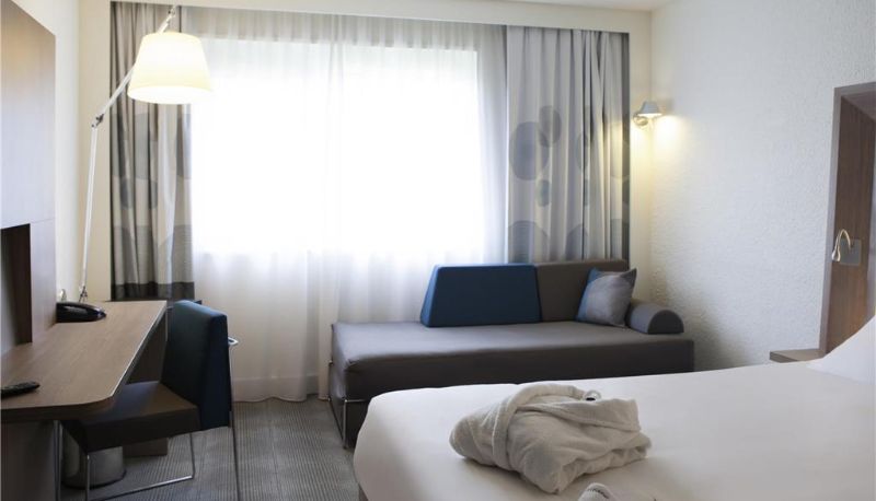 Kamer - Novotel Fontainebleau Ury