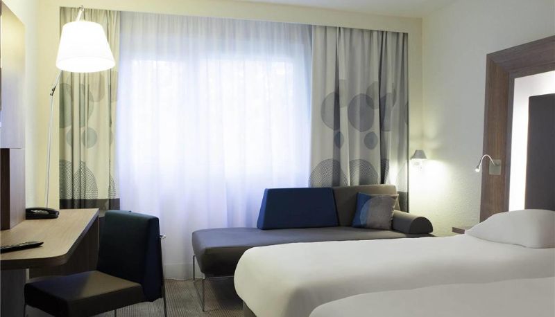 Kamer - Novotel Fontainebleau Ury
