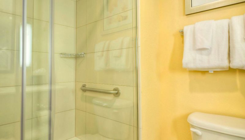 Room - Fairfield Inn and Suites by Marriott Durham Southpoint