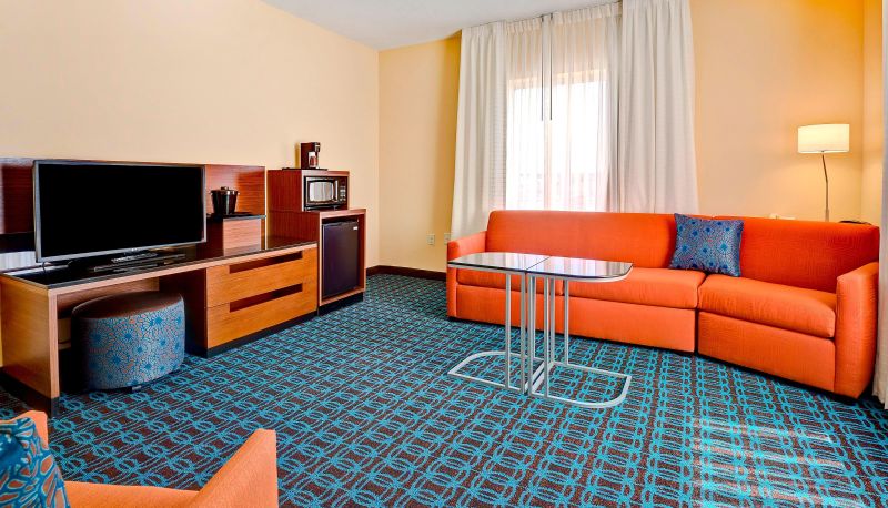 Room - Fairfield Inn and Suites by Marriott Durham Southpoint