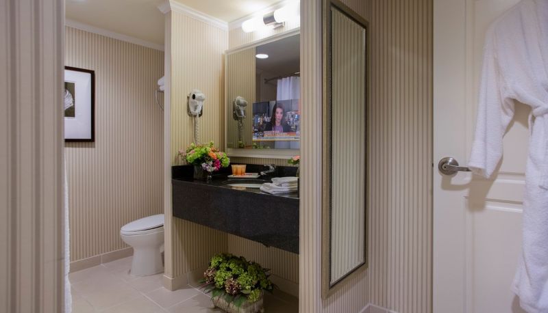 Zimmer - Salem Waterfront Hotel And Suites