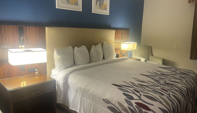 Kamer - Red Roof Inn & Suites Hinesville