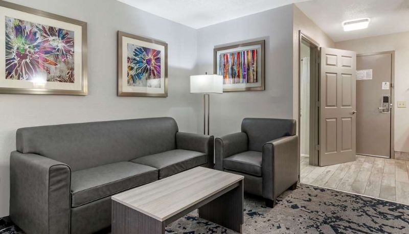 Room - Best Western Allatoona Inn & Suites