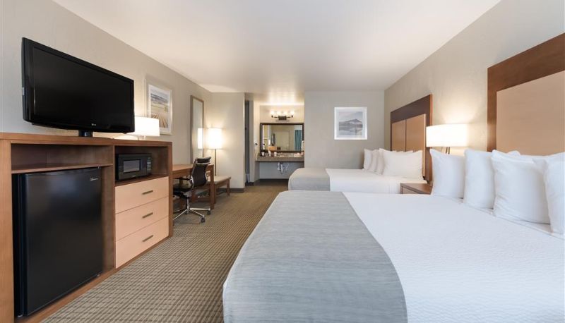 Camera - Best Western Foothills Inn