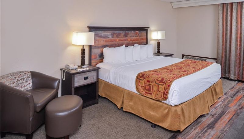 Camera - Best Western Kelly Inn