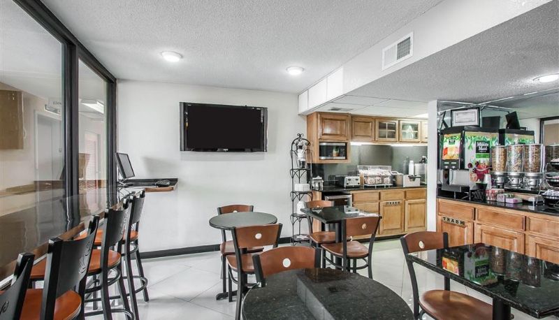 Ristorante - Econo Lodge Inn & Suites Memphis East