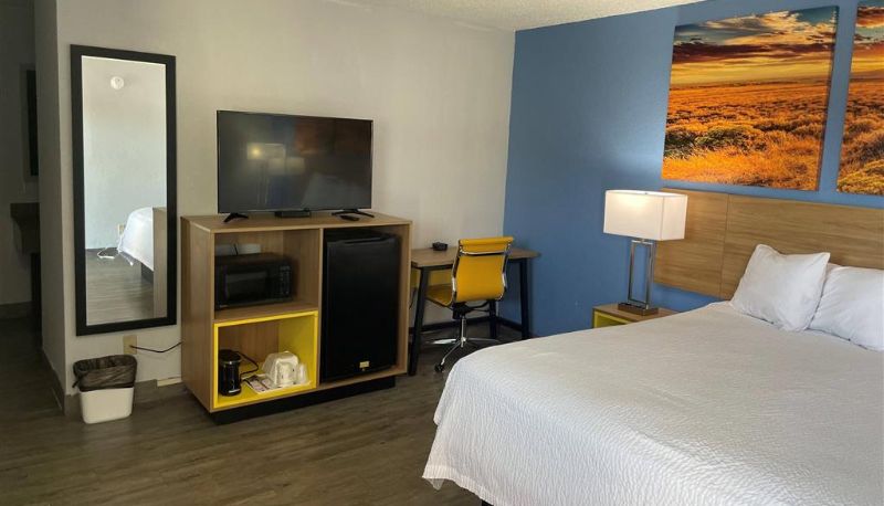 Zimmer - Days Inn by Wyndham Gatesville