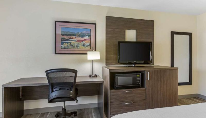 Camera - Best Western Superstition Springs Inn