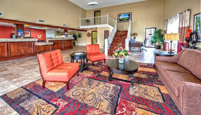 Hal - Best Western Inn