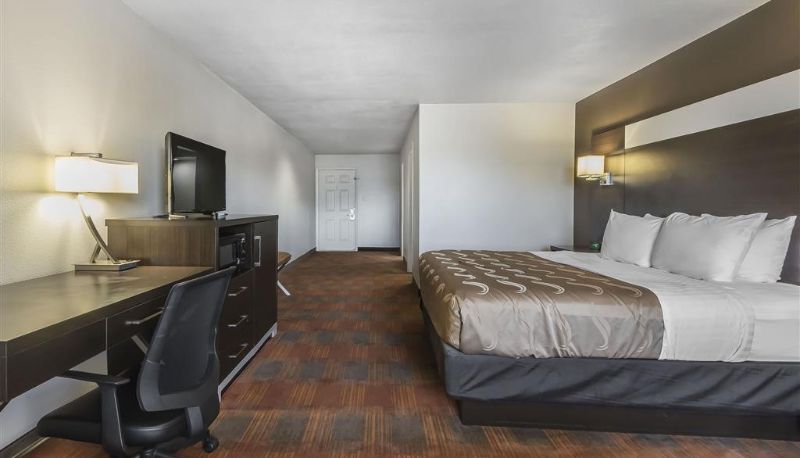 Habitación - Quality Inn & Suites Stuttgart North