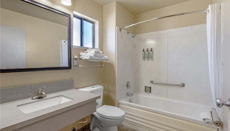 Room - Best Western Frontier Motel