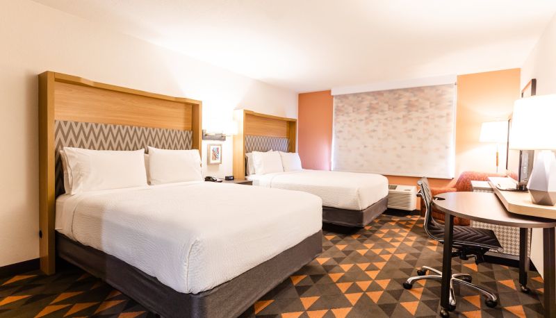 Room - Holiday Inn SACRAMENTO RANCHO CORDOVA by IHG