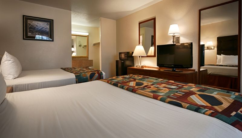 Zimmer - Best Western Colorado River Inn