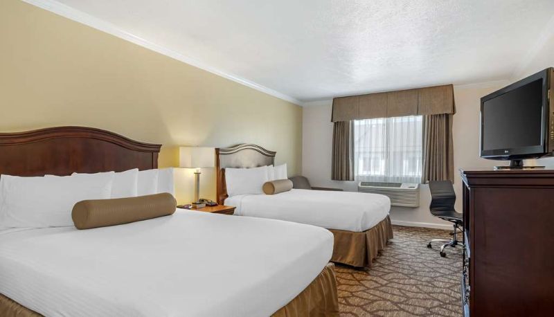 Habitación - Best Western Salinas Monterey Hotel