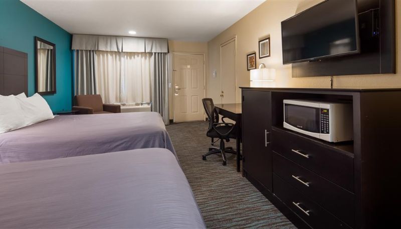Camera - Best Western Apricot Inn
