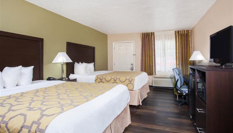Room - Baymont by Wyndham Lake City I-75
