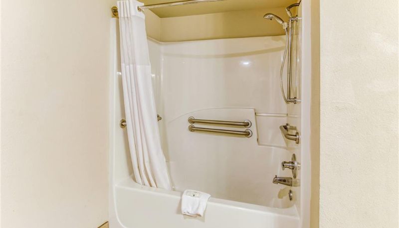 Kamer - Quality Inn Stone Mountain