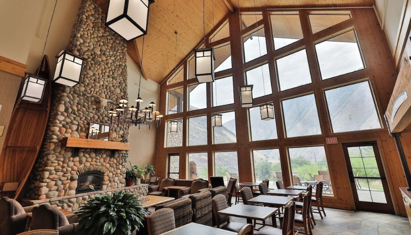 Receptie - Salmon Rapids Lodge