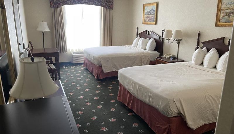 Zimmer - SureStay by Best Western Eureka