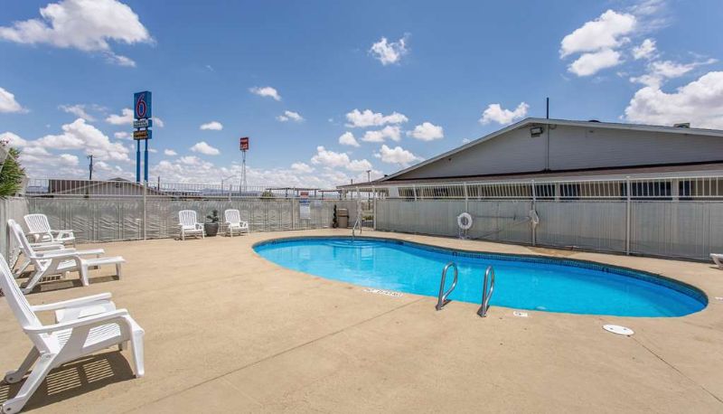 Piscina - Motel 6 Lordsburg NM