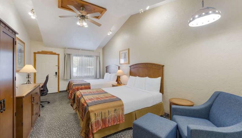 Camera - Best Western Kokopelli Lodge