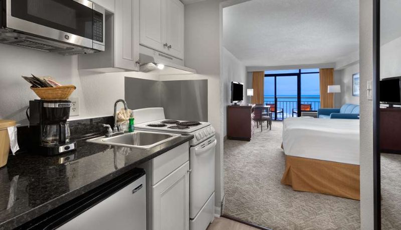 Chambre - Best Western Ocean Sands Beach Resort